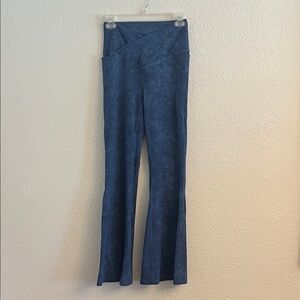 PureLuxe by Fabletics High-Waist Flared Leg Yoga Pants XS